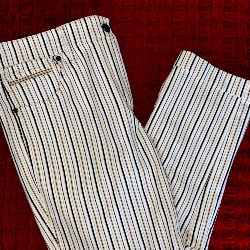 Striped pants !!